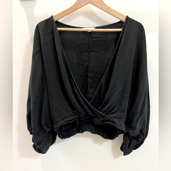 Don’t Ask Why Women’s Black Crop Top - Picture 1 of 3